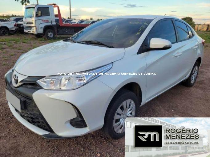 TOYOTA YARIS SEDAN 22/23