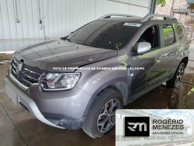 RENAULT DUSTER 21/21