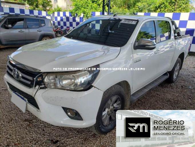 TOYOTA HILUX CD 16/17
