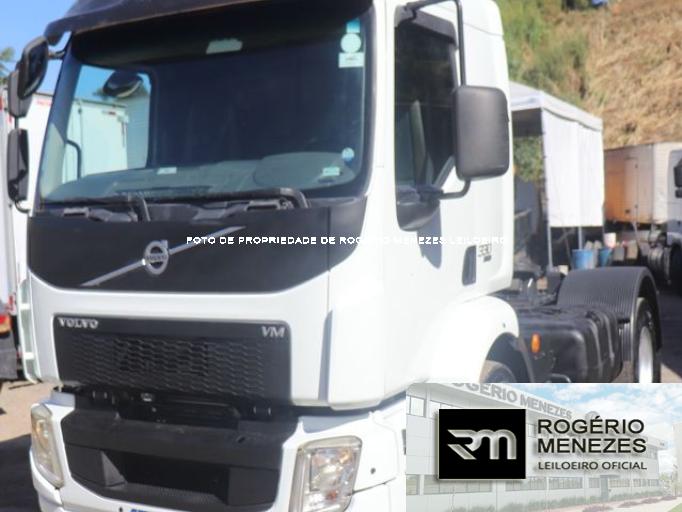 VOLVO VM 330 14/15