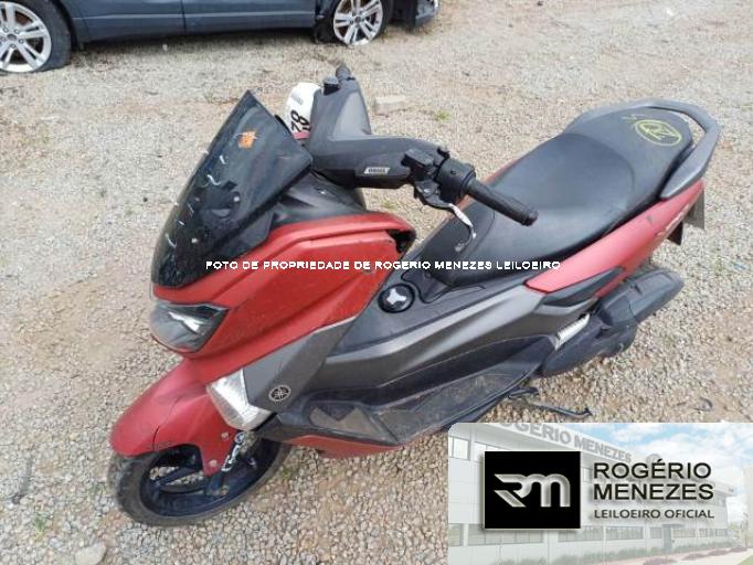 YAMAHA NMAX 19/19