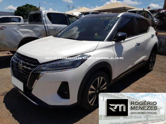 NISSAN KICKS 21/22