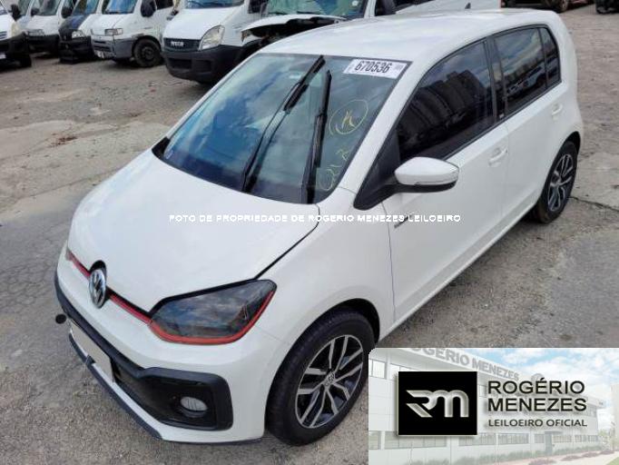 VOLKSWAGEN UP 17/18